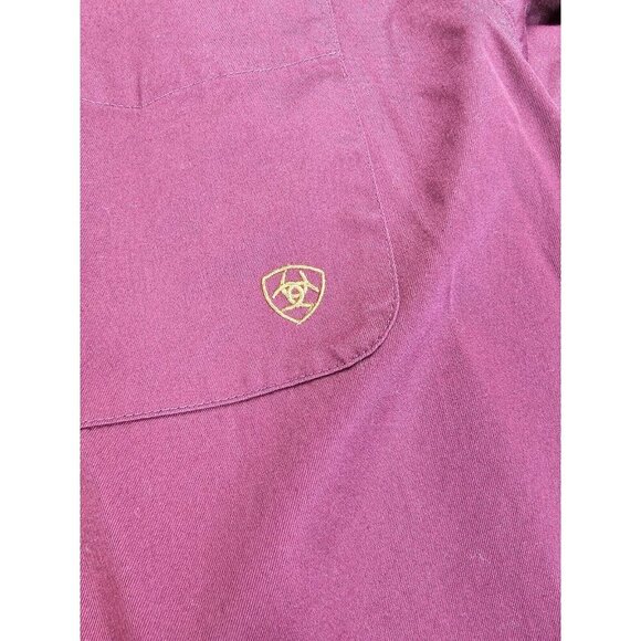 Ariat Size Medium Mens Burgundy Button Down Embroidered Chest Neck Logo Shirt - Picture 9 of 11